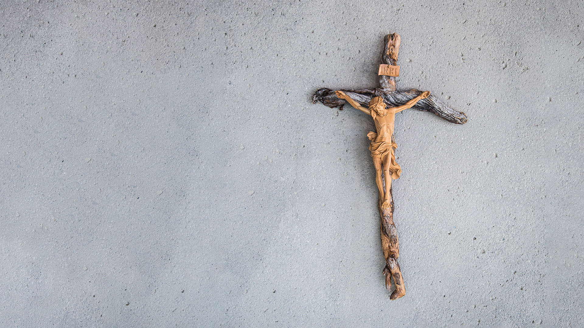 Kruzifixe aus Holz: geschnitzt in Gröden » Jetzt kaufen